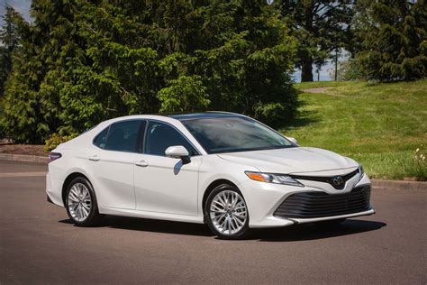 Toyota Camry .